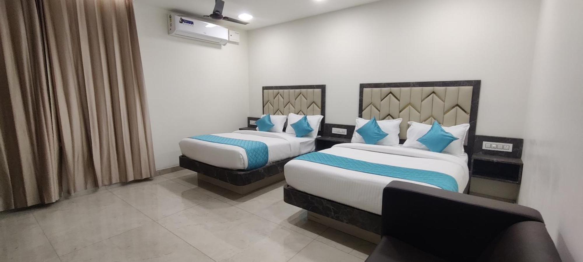 Balaji Residency Velankanni Exterior photo